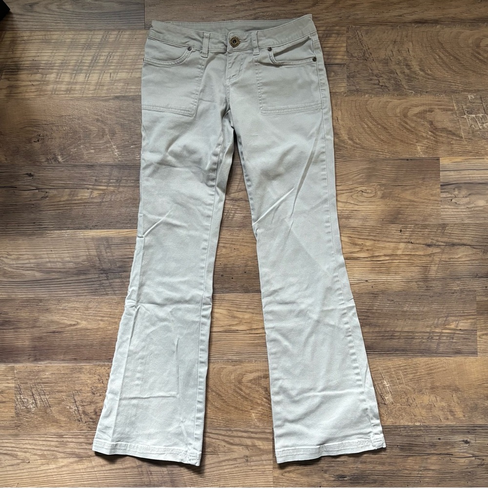 Y2K low rise flares